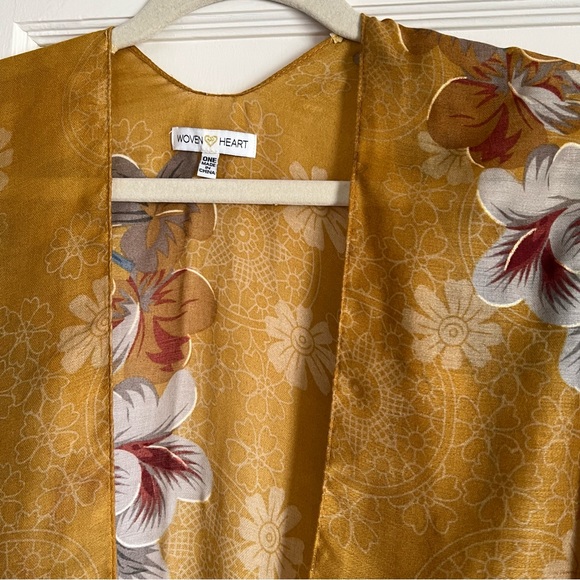 Beautiful Flowy Gold Blue Kimono by Woven Heart ONE SIZE - Picture 10 of 16